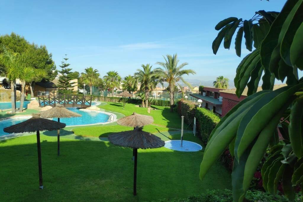 Montefaro Spacious Townhouse - Beach & Pool Санта Пола Экстерьер фото