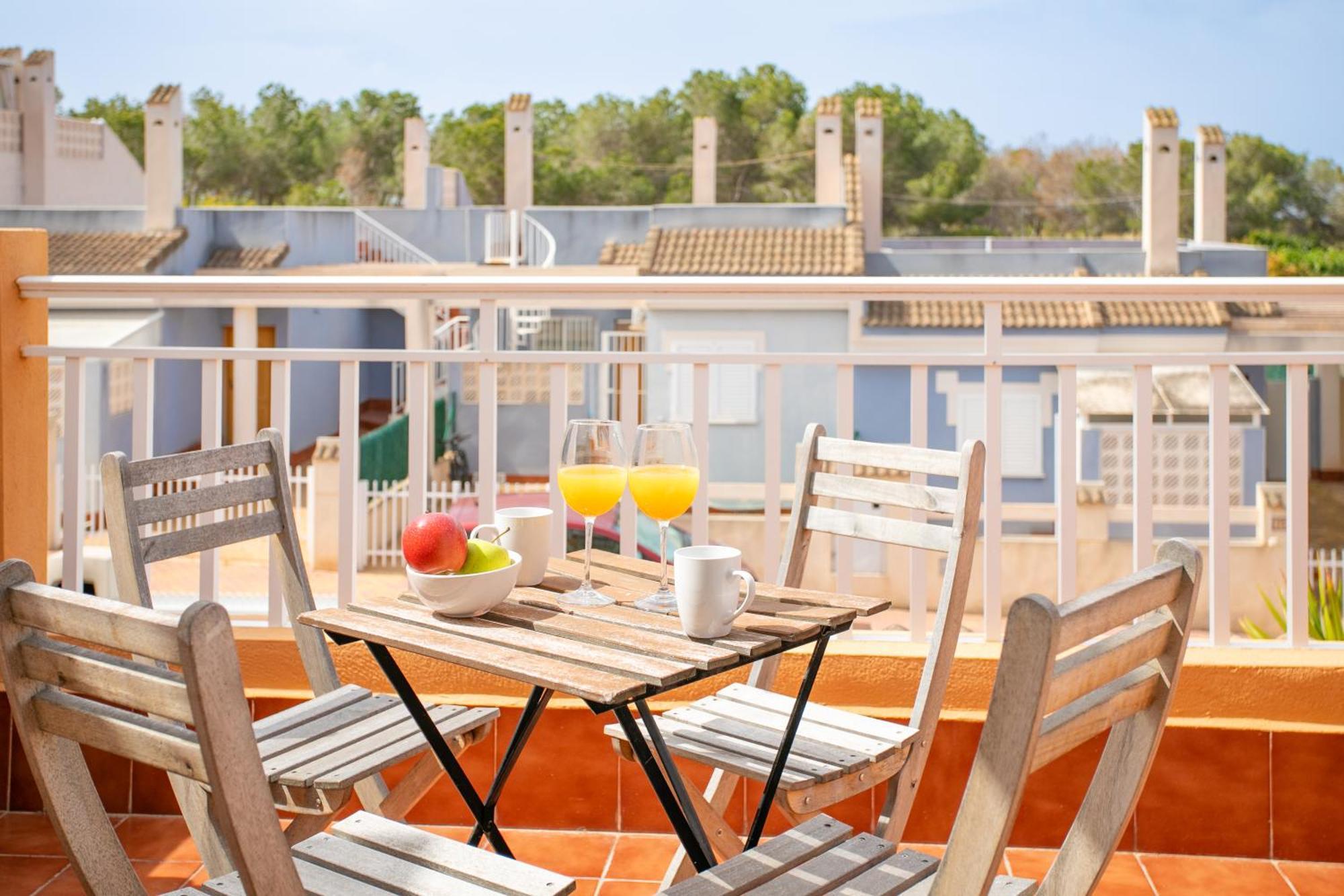 Montefaro Spacious Townhouse - Beach & Pool Санта Пола Экстерьер фото