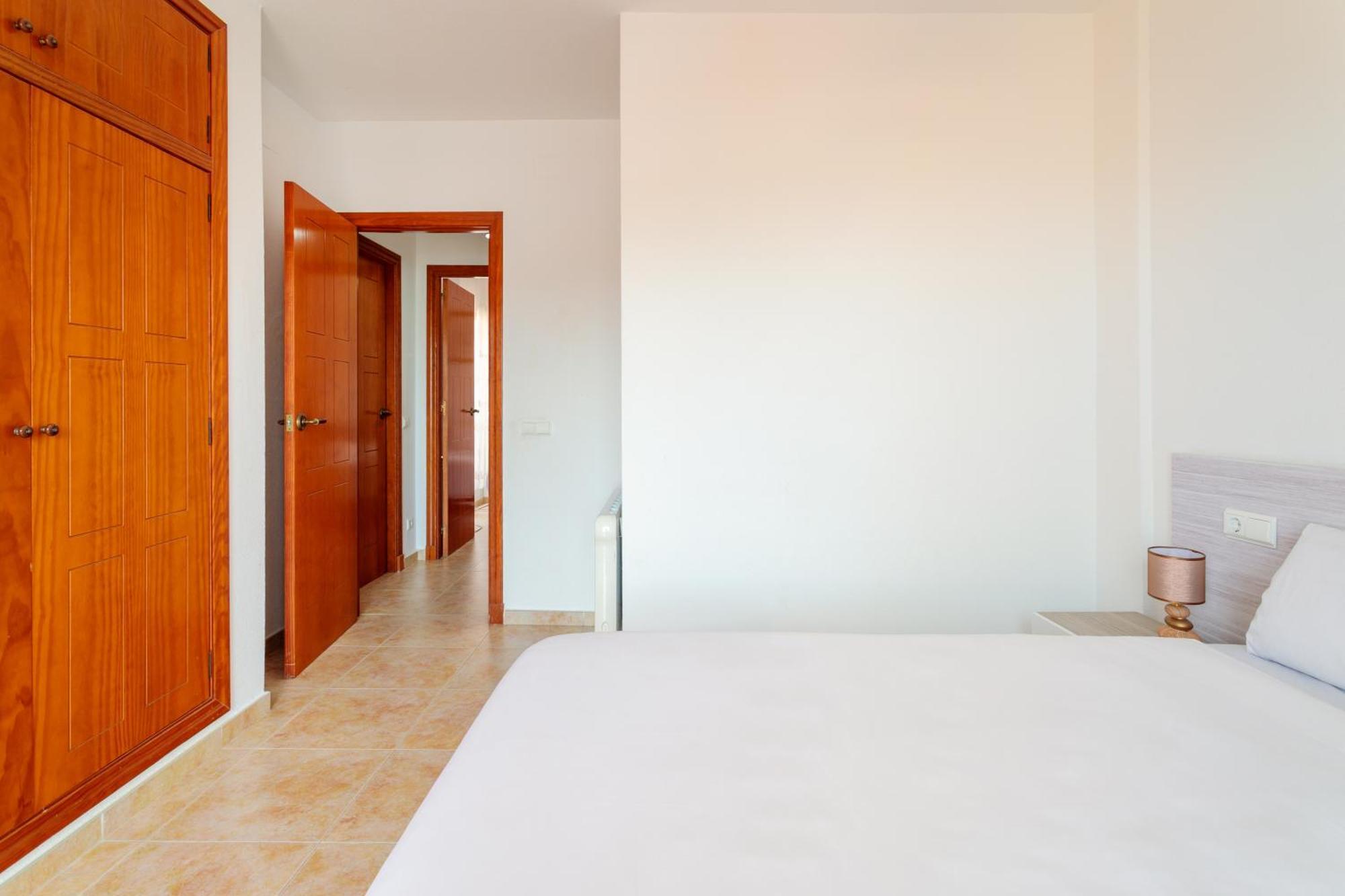 Montefaro Spacious Townhouse - Beach & Pool Санта Пола Экстерьер фото